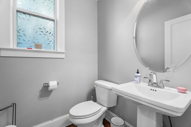 1725 7th Ave, N, Nashville, TN 37208