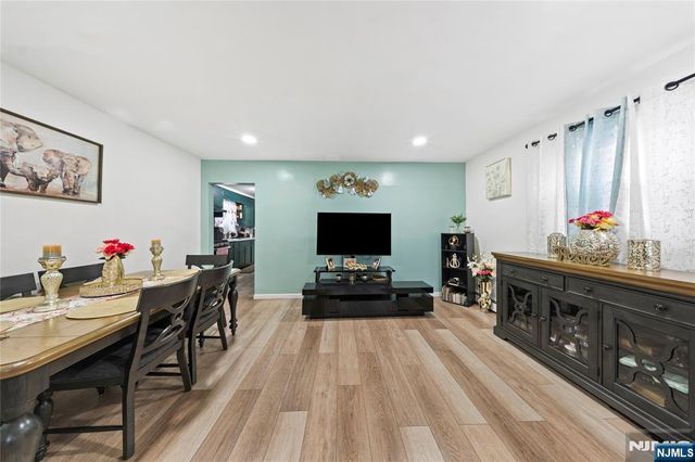 1046-1048 26th Street, Paterson, NJ 07513