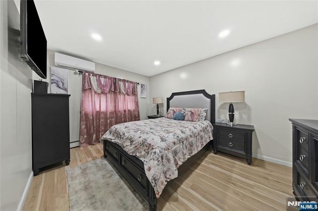 1046-1048 26th Street, Paterson, NJ 07513