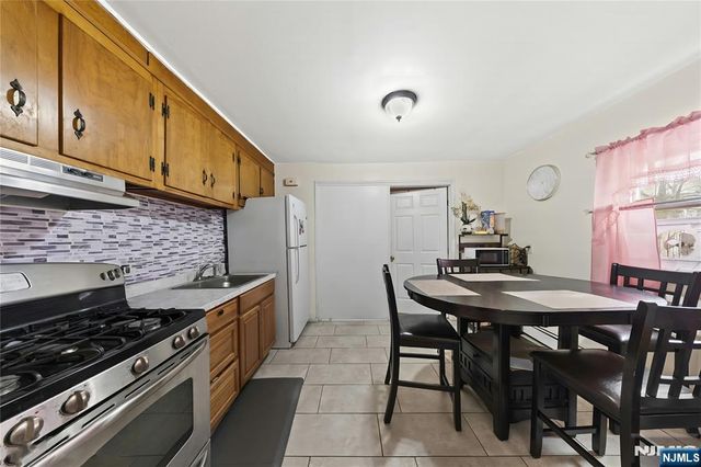 1046-1048 26th Street, Paterson, NJ 07513