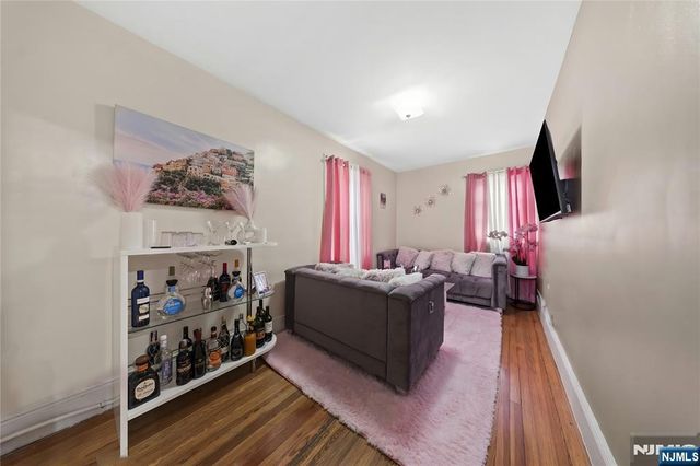 1046-1048 26th Street, Paterson, NJ 07513