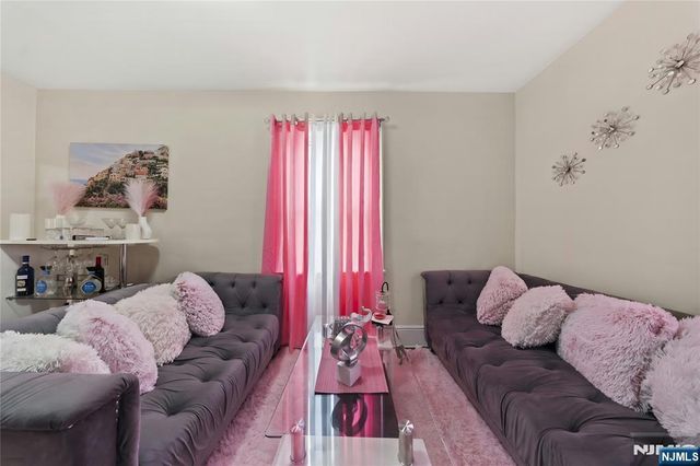 1046-1048 26th Street, Paterson, NJ 07513