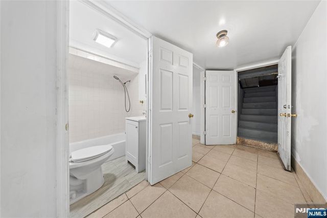 1046-1048 26th Street, Paterson, NJ 07513