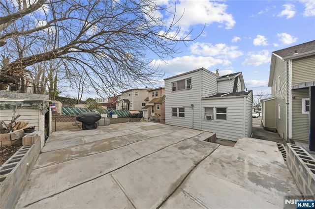 1046-1048 26th Street, Paterson, NJ 07513