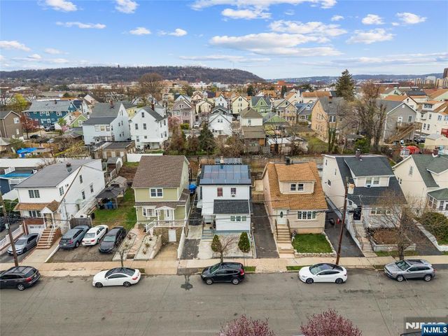 1046-1048 26th Street, Paterson, NJ 07513