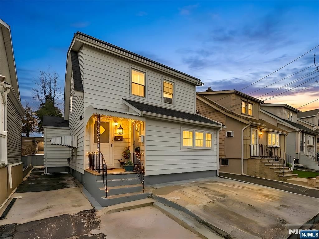 1046-1048 26th Street, Paterson, NJ 07513