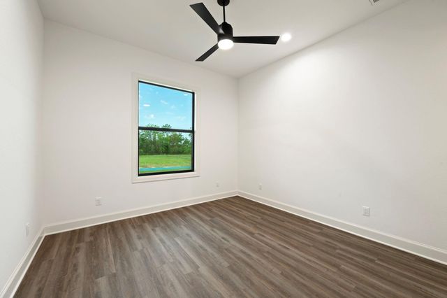 4602 Wesson Drive, Bryan, TX 77808