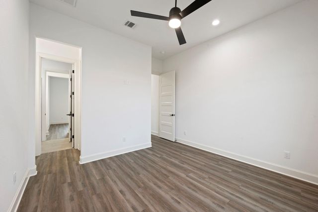 4602 Wesson Drive, Bryan, TX 77808
