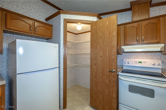 1 Tympani Trail, Olmsted Twp, OH 44138