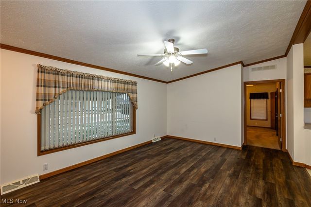 1 Tympani Trail, Olmsted Twp, OH 44138