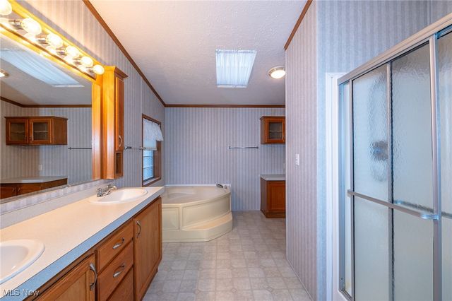 1 Tympani Trail, Olmsted Twp, OH 44138