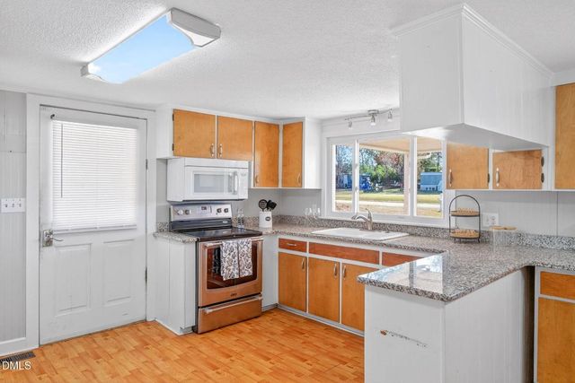 144 Pearidge Road, Willow Spring, NC 27592