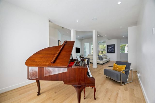 1626 Westshore Drive, Houston, TX 77094