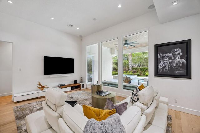 1626 Westshore Drive, Houston, TX 77094