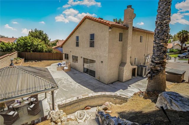 28041 Concord Avenue, Castaic, CA 91384