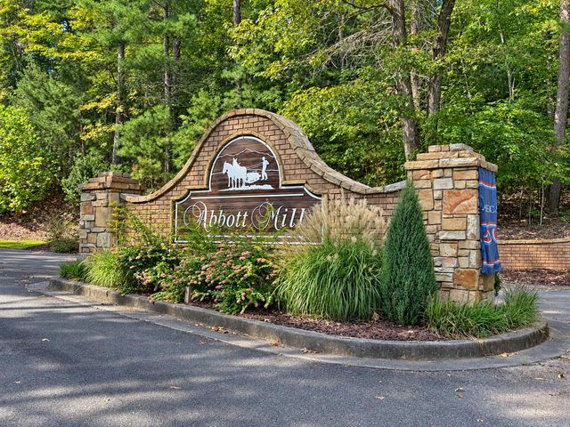 35 Saw Blade Lane, Ellijay, GA 30540