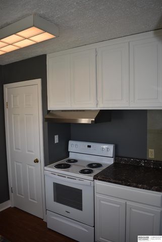 1512 E 4th Street, Fremont, NE 68025