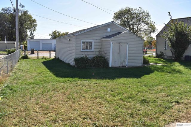 1512 E 4th Street, Fremont, NE 68025