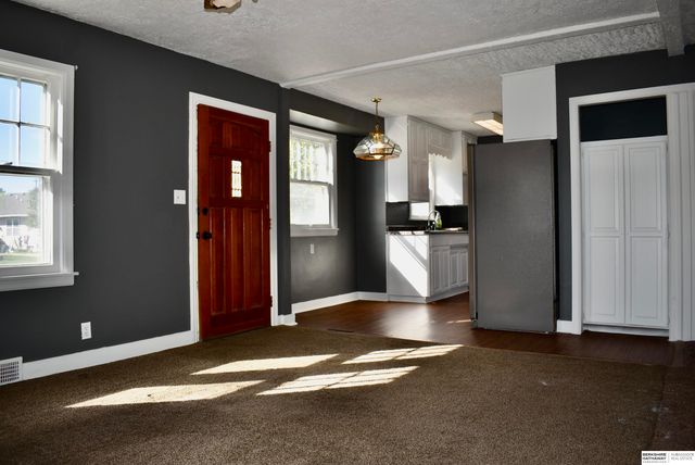 1512 E 4th Street, Fremont, NE 68025