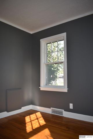 1512 E 4th Street, Fremont, NE 68025