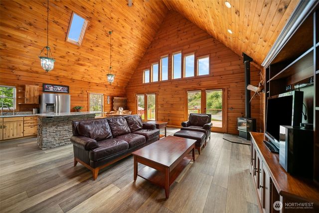 134 Thorburn Lane, Malaga, WA 98828