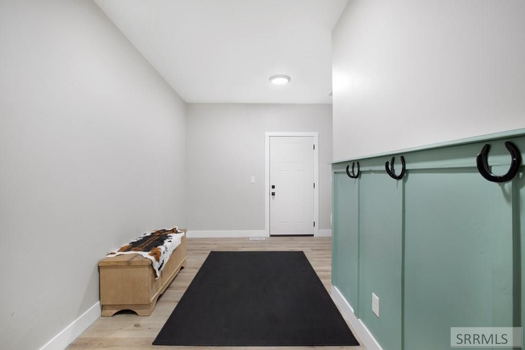 Image 16 of property listing at 2785 E 500 N, St Anthony, ID 83445