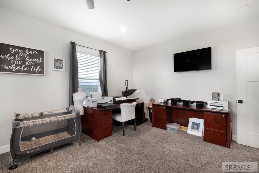 Image 25 of property listing at 2785 E 500 N, St Anthony, ID 83445