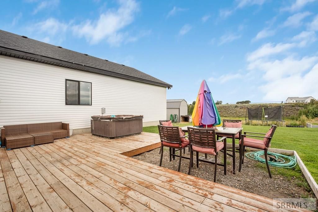 Image 31 of property listing at 2785 E 500 N, St Anthony, ID 83445