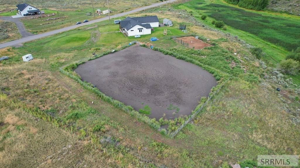 Image 40 of property listing at 2785 E 500 N, St Anthony, ID 83445