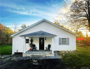 50 Continental Road, Warwick, NY 10990