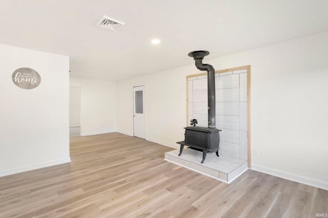 11814 Edison Road, Osceola, IN 46561