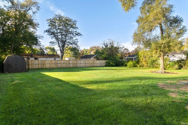 11814 Edison Road, Osceola, IN 46561