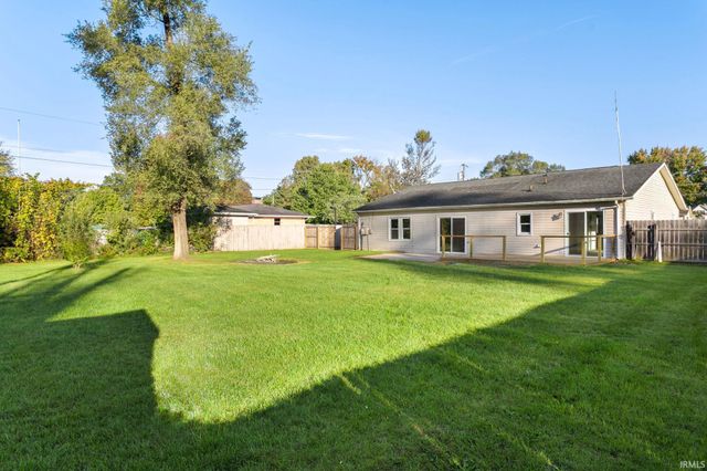 11814 Edison Road, Osceola, IN 46561