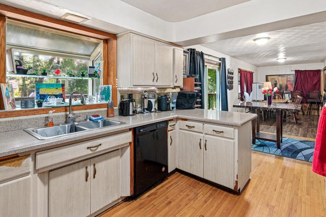 1650 Upper Afton Road, Saint Paul, MN 55106