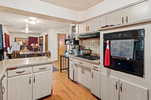 1650 Upper Afton Road, Saint Paul, MN 55106
