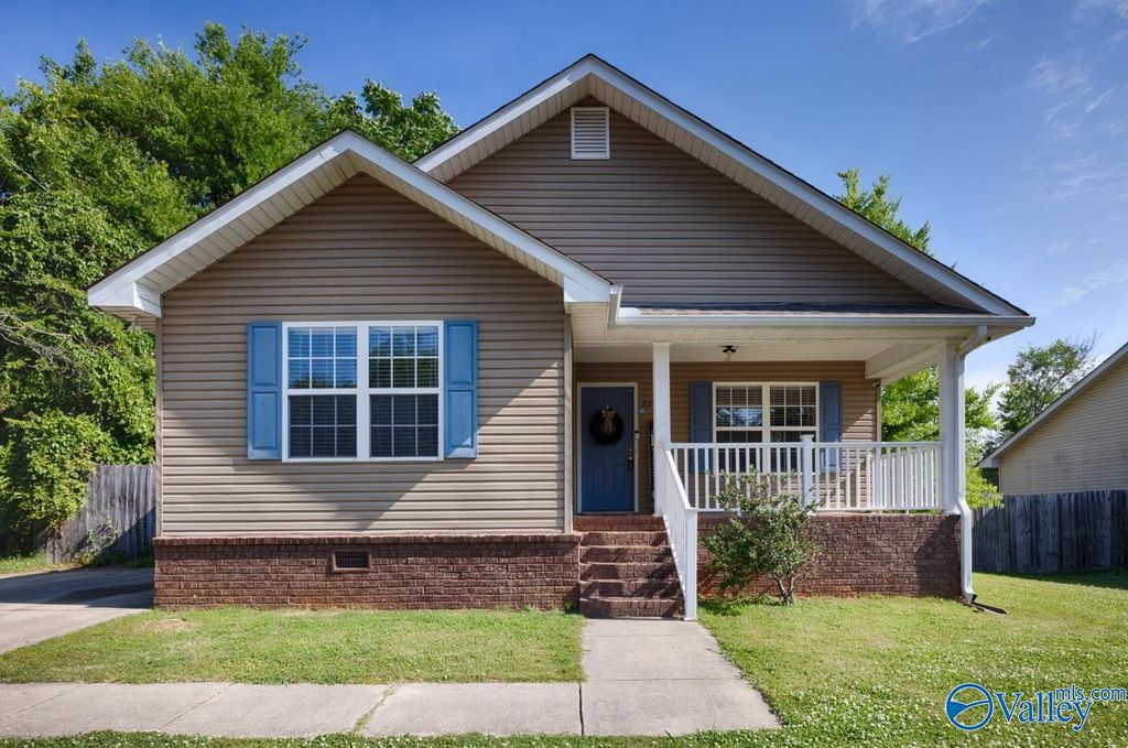 2302 Bell Avenue NW, Huntsville, AL 35816