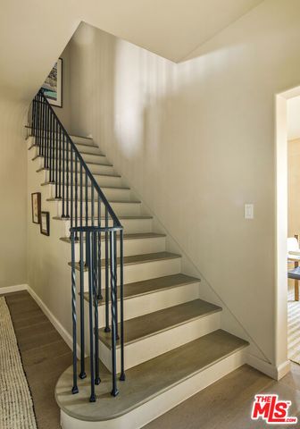 1982 N Normandie Avenue, Los Angeles, CA 90027