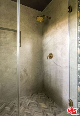 1982 N Normandie Avenue, Los Angeles, CA 90027