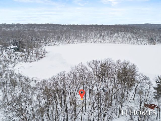 6048 Stewart Woods Drive, Delton, MI 49046