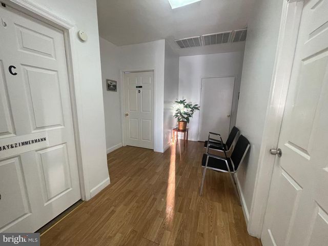 34 S BROADWAY, Pennsville, NJ 08070