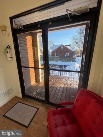 34 S BROADWAY, Pennsville, NJ 08070