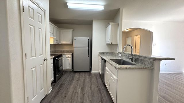 28831 Frio River Loop, Spring, TX 77386