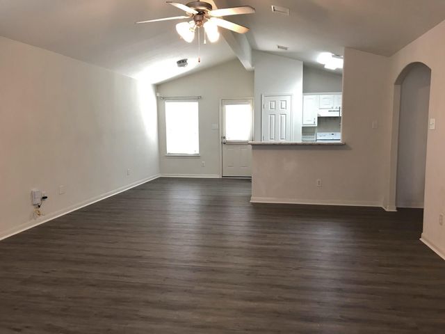 28831 Frio River Loop, Spring, TX 77386