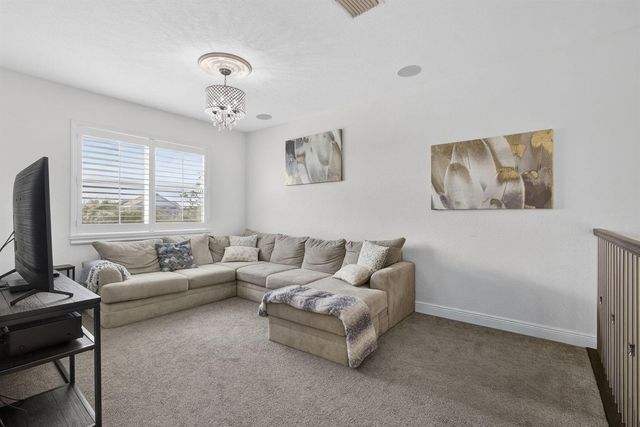 929 Sterling Pine Place, Loxahatchee, FL 33470