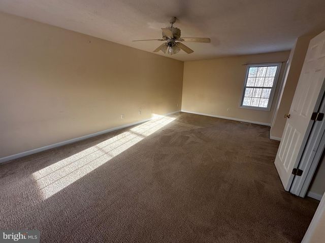 385 LONGWOOD, Bunker Hill, WV 25413