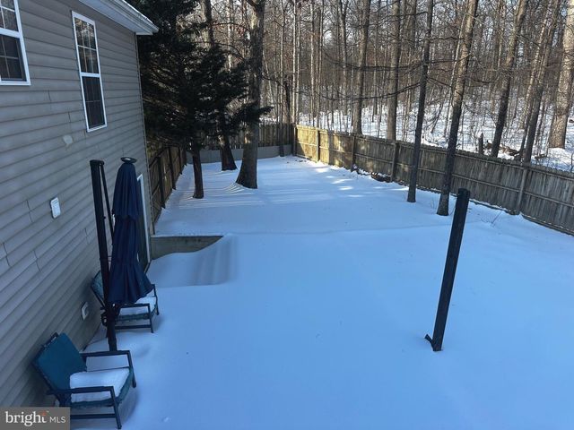 385 LONGWOOD, Bunker Hill, WV 25413