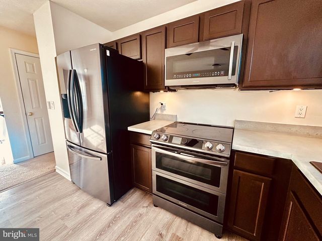 385 LONGWOOD, Bunker Hill, WV 25413