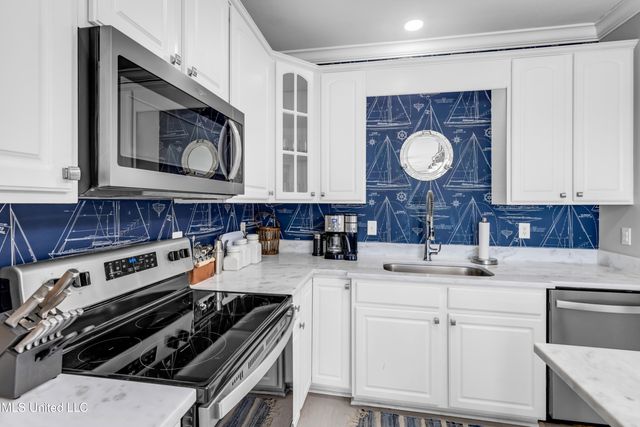 1515 E Beach Boulevard, 141, Pass Christian, MS 39571
