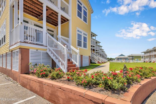 1515 E Beach Boulevard, 141, Pass Christian, MS 39571