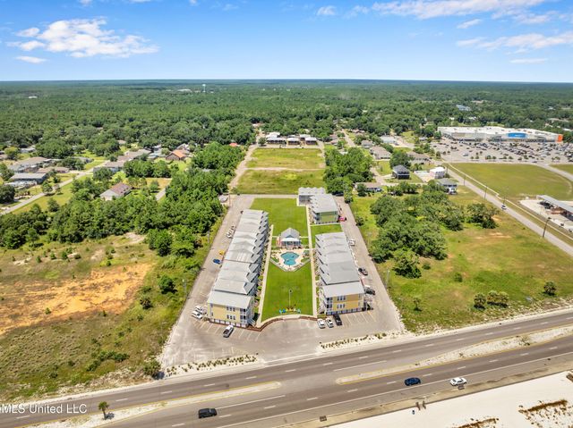 1515 E Beach Boulevard, 141, Pass Christian, MS 39571